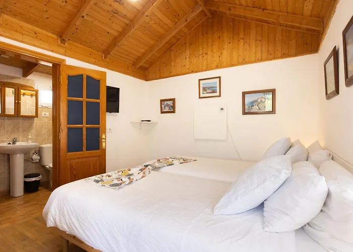 Home2book Serene Retreat Isabel, Jacuzzi & Garden