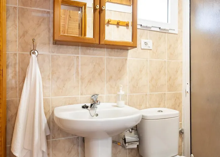 Vakantiehuis Home2book Serene Retreat Isabel, Jacuzzi & Garden