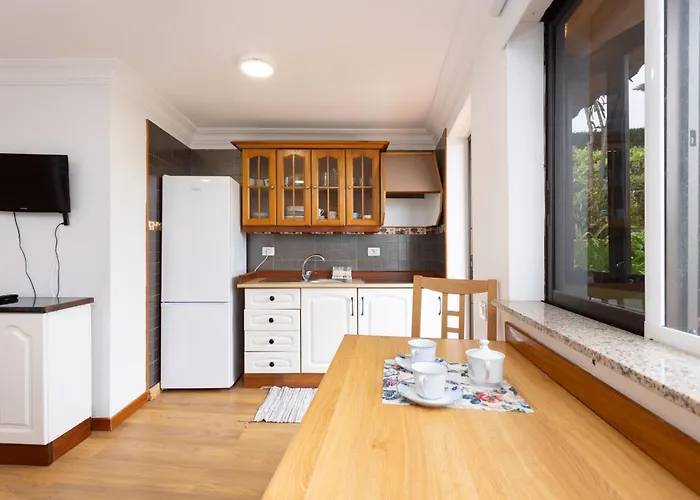 Home2book Serene Retreat Isabel, Jacuzzi & Garden Vakantiehuis *